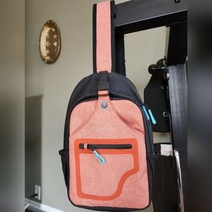 Sherpani Pike Sling Bag